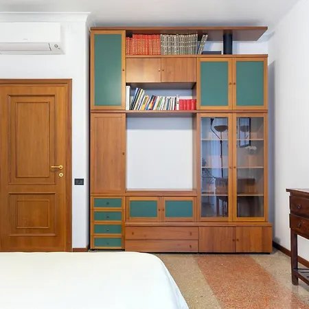 La Casa Dell'agrumeto Daire *